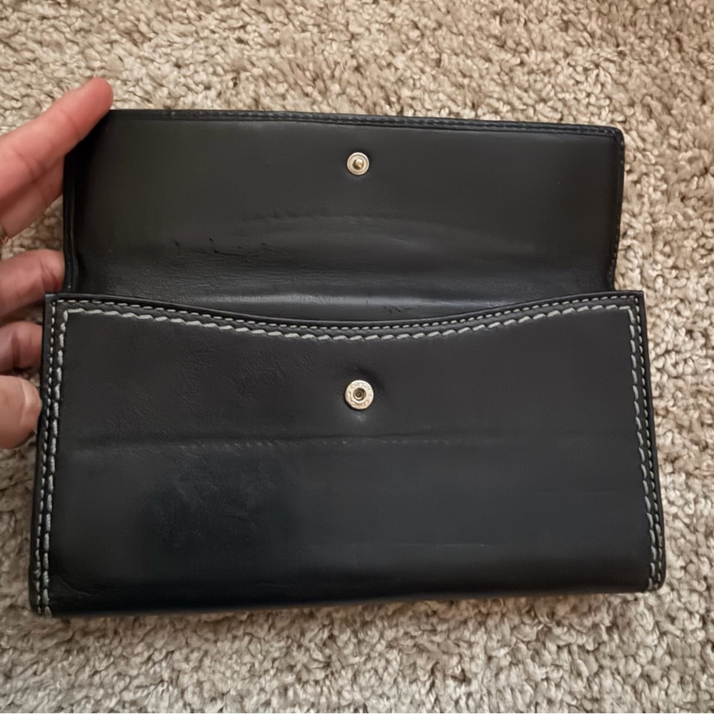 Coach Black Leather Turnlock Continental Wallet – Classic Stitching - Picture 5 of 16